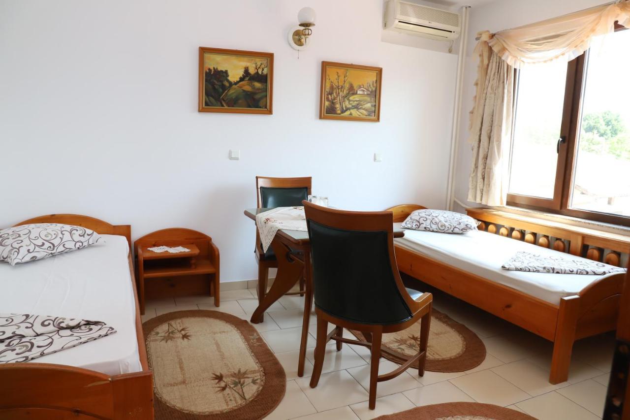Hotel Mishel Kocherinovo Dış mekan fotoğraf