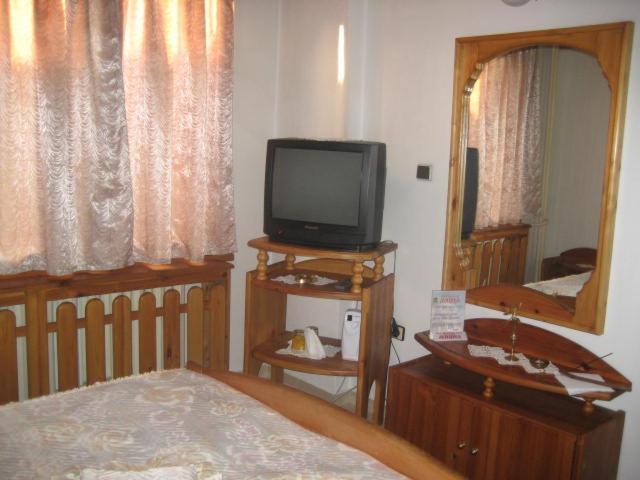 Hotel Mishel Kocherinovo Dış mekan fotoğraf